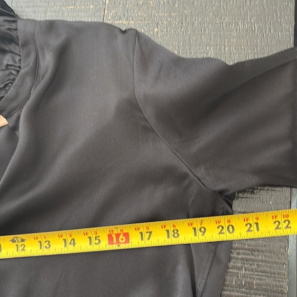 Nili Lotan 100% Silk Black Ruffled Esther Blouse size Large - Picture 8 of 11